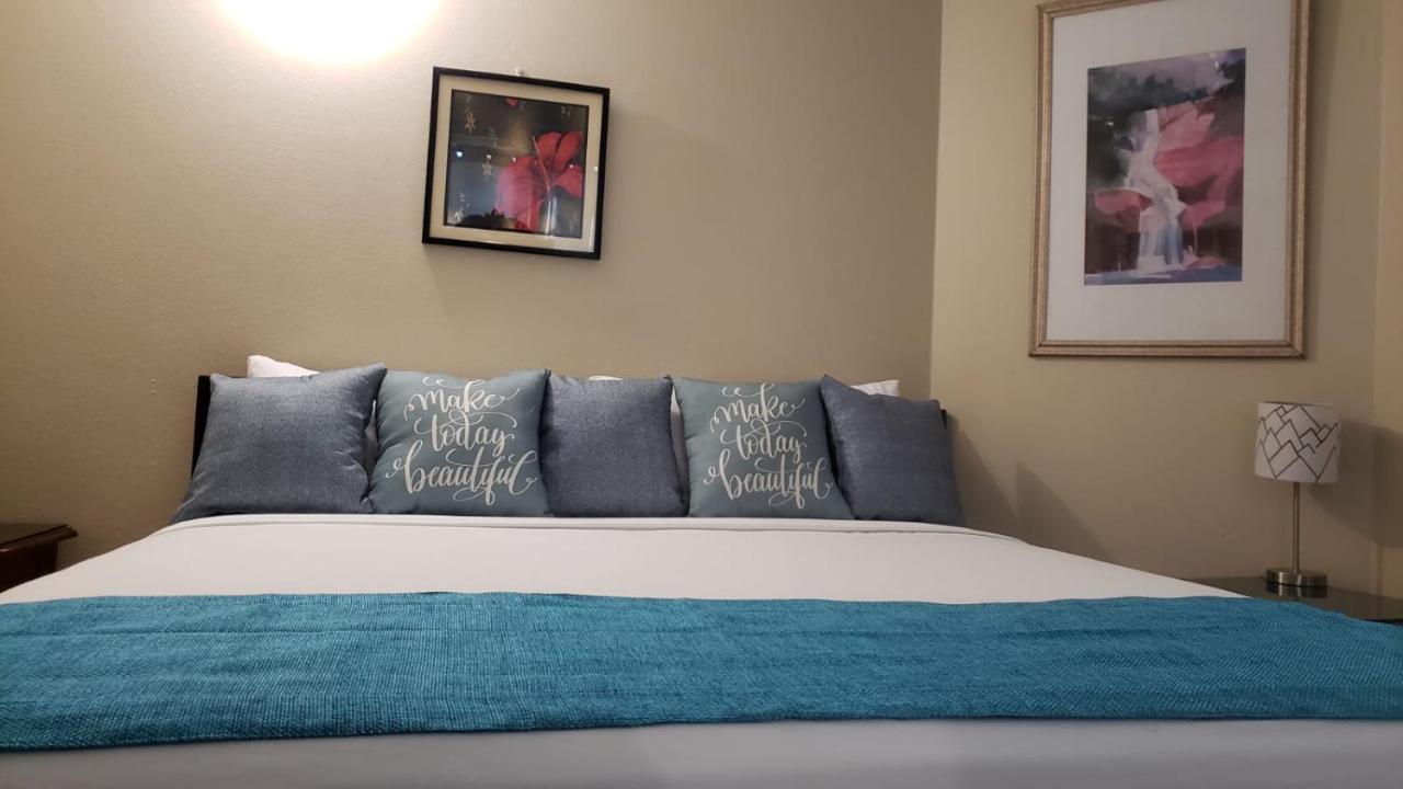 Rosi Ocean Sand Hotel Apt Ocho Rios Ngoại thất bức ảnh